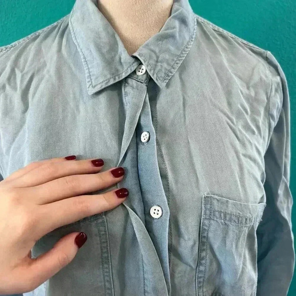 Splendid Blue Lyocell Light Wash Blue Button-Down Soft Denim Shirt Size S - Picture 3 of 6
